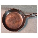 Vntg Lodge 3-Notch #3 Cast Iron Skillet