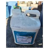 2.5 Gal Clean Amine Broad Leaf Weed Control
