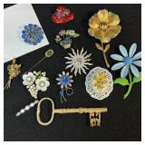 Vintage Brooches Rhinestone, Flowers, +