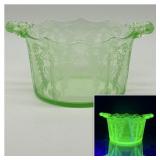Vintage Cambridge Uranium Glass Handled Bowl / Ice