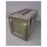 Vntg WWII US Military 50 Cal M2 Ammo Can