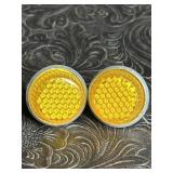 VINTAGE YELLOW LICENSE PLATE MOUNT REFLECTORS