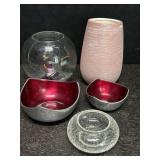 ART GLASS & CERAMIC BOWLS & VASES