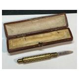 Gravity-Fed Blade Lead Pencil Sharpener Knife in