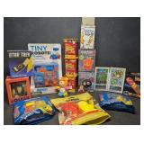 Mixed Pop Culture & Novelty Toys Lot ï¿½ Star Trek,