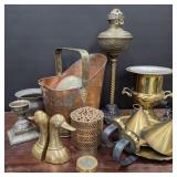 Lot of Metal Decor w/ Lamp & Bookends