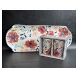 New Dolly Parton Tray w/ Poppy Salt & Peppers
