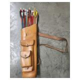 Vtg Leather Quiver & Arrows Need Fletching