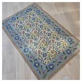 2' 11' x 4' Floral Rug