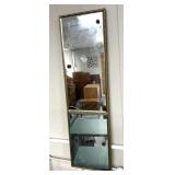 Vintage wall hanging mirror
