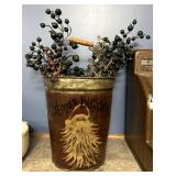 Christmas tin decor