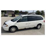 2006 Chrysler Town &Country Mini Van Touring Ed.