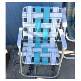 Vintage lawn chair some ware