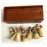 Vintage cornhusk dolls