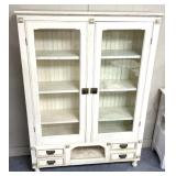 Vintage shabby chic farmhouse-style display