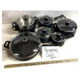 Pampered chef pot and pan set