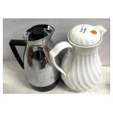 Hot and cold beverage servers