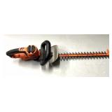 Black & Decker 22 inch electric hedge trimmer