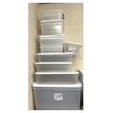 Vty of sterilite clear containers