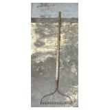 Garden rake
