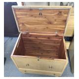 Vintage blonde Lane cedar chest