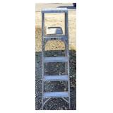 5ï¿½ aluminum ladder