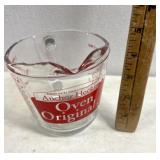 Anchor hocking glass measuring cup