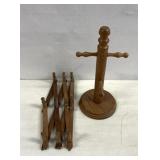 Retro wooden coffee cup hangers