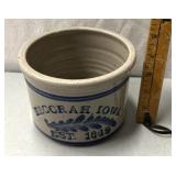 Decorah, Iowa beater jar