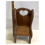 Childrenï¿½s holiday wooden chair