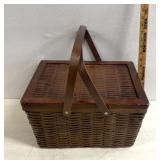 vintage picnic basket