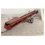 Tru-Scale Grain Elevator Toy