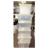 6 plastic containers