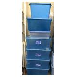 7 plastic containers