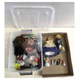 Figurines/magnets/decor