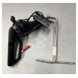 Timing light w/distributor wrenches