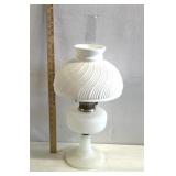 Aladdin Alexandria milk glass oil lamp