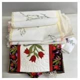 Tablecloth/runners/doilies