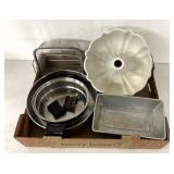 Pots and pans/kitchen items