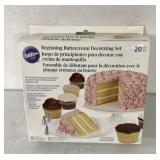 Pastry decorating set