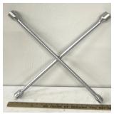 Large four-way tire changing bar