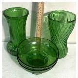 Retro green glassware/bowls/vases
