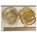 Marigold Carnival glass/shellfish/clover themed
