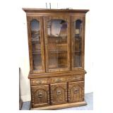 Display hutch with glass doors