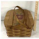 Apple themed vintage picnic basket