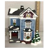Department 56- Glenhaven house