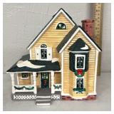 Department 56- Woodbury house