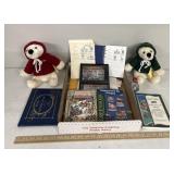 Department 56 holiday bears and pins 2003