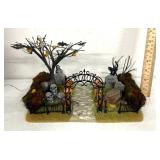 Department 56 - Haunted front yard