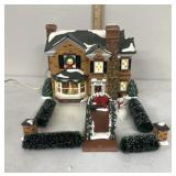 Department 56- 2000 holly lane gift set